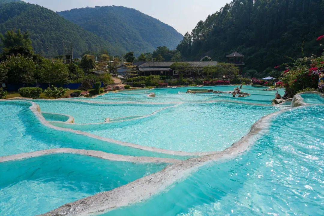 在上思的國慶長假 不僅有溫泉和森林 還有._景.