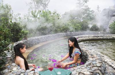 廣東出發1.5小時!滑雪+溫泉+美食,讓沒見過雪的廣東人愛上了冬天!_旅游_網