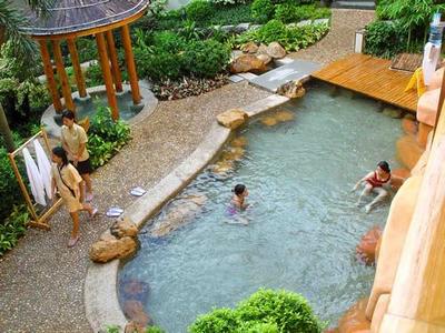 新會古兜:世界罕有的閑、淡“雙料”溫泉(組圖)(2)