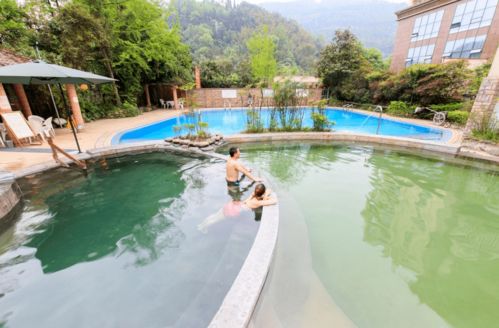 這個(gè)冬天去大邑泡溫泉,約不